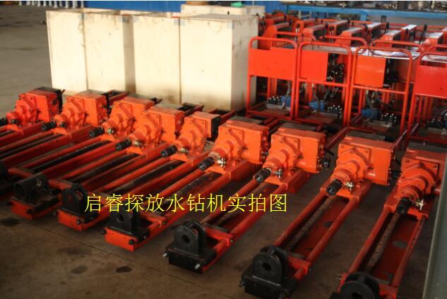 煤礦探放水用鉆機(jī)：多、快、好、省