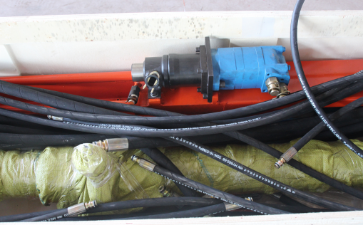 液壓探水鉆機(jī)，架柱式鉆機(jī)高效且輕便